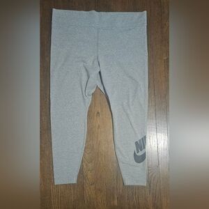 Nike Woman Plus Size Light Gray Logo Leggings 2X